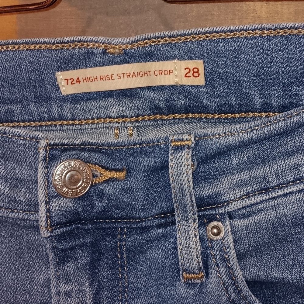 Levi's High Rise Straight Crop Jean 28 - Picture 5 of 8